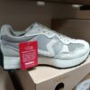Paredes Sneaker retro gris claro
